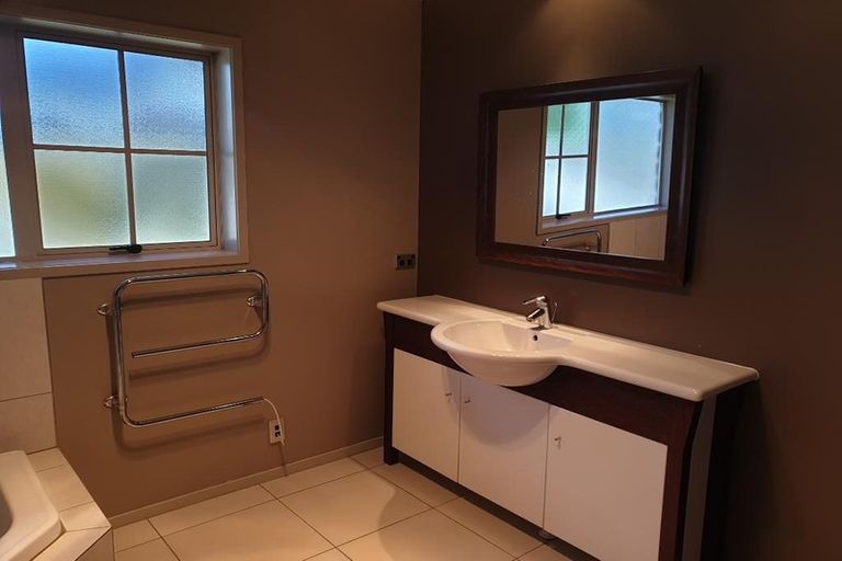 Photo of property in 9 Roderick Place, Rototuna, Hamilton, 3210