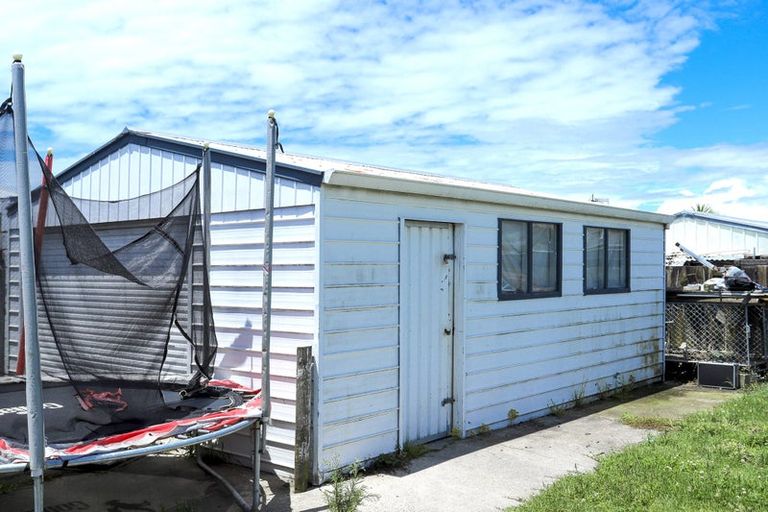 Photo of property in 16 Girven Road, Mount Maunganui, 3116