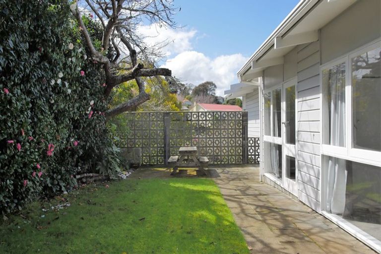Photo of property in 23 Parkes Avenue, Saint Johns Hill, Whanganui, 4501