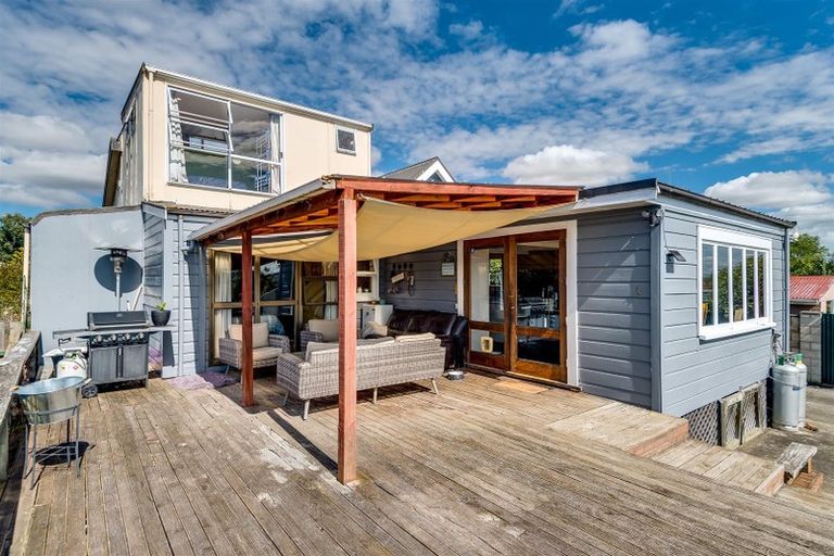 Photo of property in 3 Nelson Street, Waipukurau, 4200
