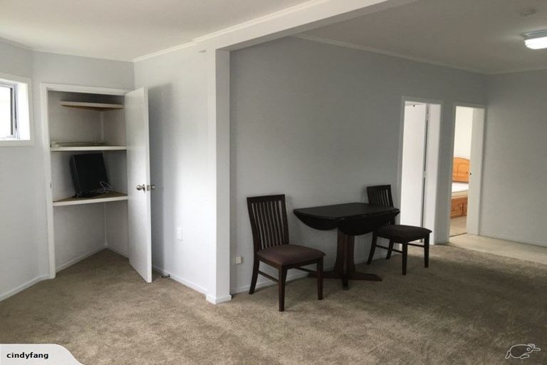 Photo of property in 18 Dunstall Place, Mangere Bridge, Auckland, 2022