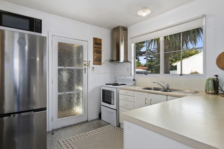 Photo of property in 72b Oakfield Crescent, Pukete, Hamilton, 3200