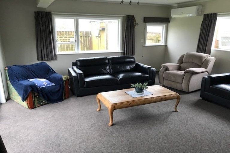 Photo of property in 65 Riverside Drive, Waiwhetu, Lower Hutt, 5010