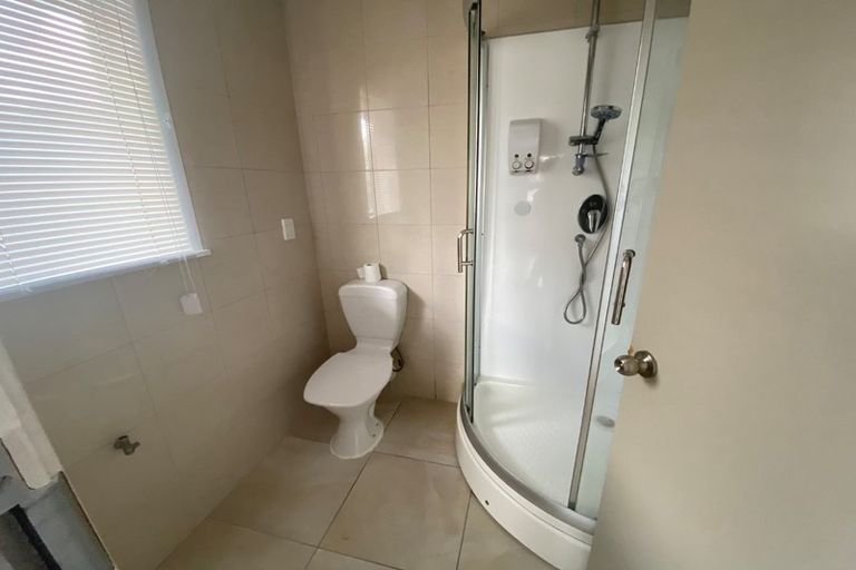 Photo of property in 62 Cardiff Road, Pakuranga, Auckland, 2010