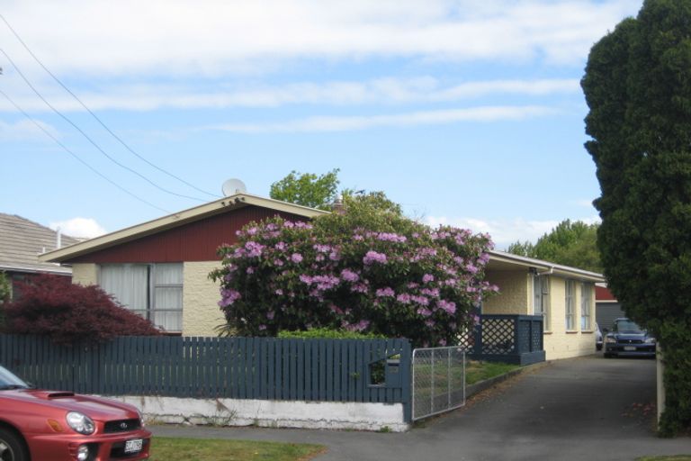 Photo of property in 53 Martbern Crescent, Bishopdale, Christchurch, 8053