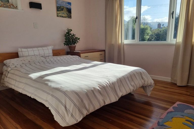 Photo of property in 18 Harrison Street West, Featherston, 5710