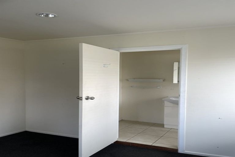 Photo of property in 30 Queen Street, Papakura, 2110