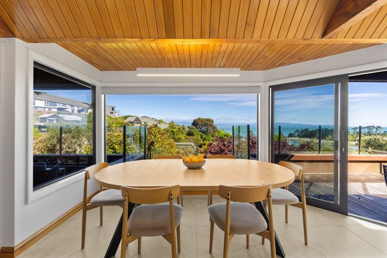 Photo of property in 2 The Cliffs, Britannia Heights, Nelson, 7010