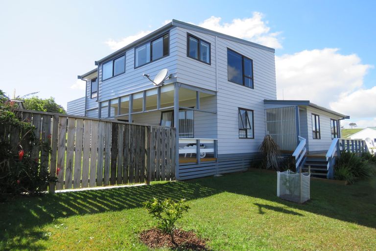 Photo of property in 12 Seascape Lane, Coopers Beach, 0420