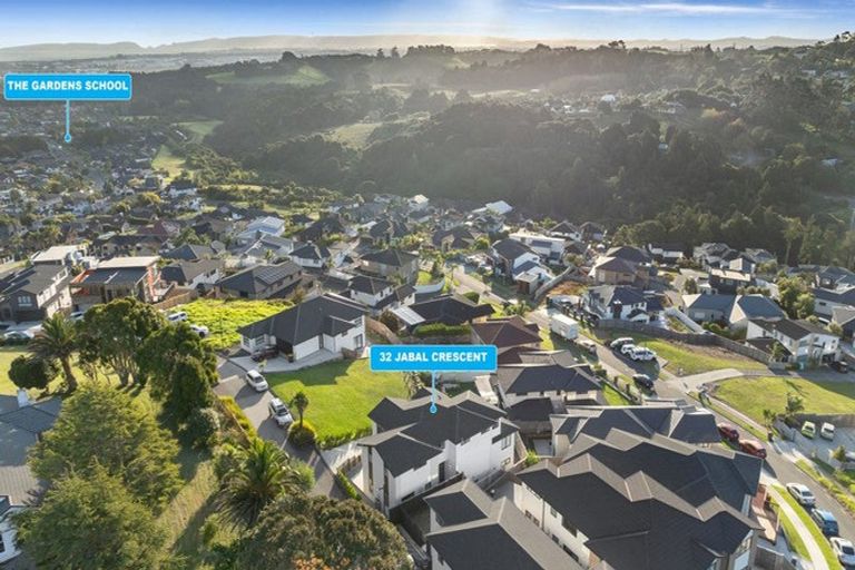 Photo of property in 32 Jabal Crescent, Totara Park, Auckland, 2105