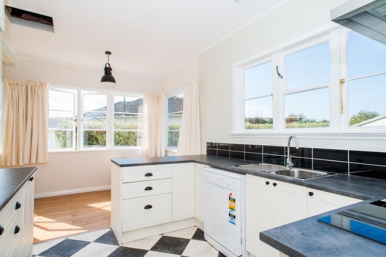 Photo of property in 39 Centennial Crescent, Te Hapara, Gisborne, 4010