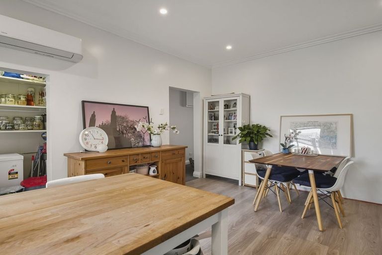 Photo of property in 18 Alma Street, Saint Kilda, Dunedin, 9012