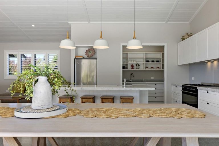 Photo of property in 146 Highland Drive, Acacia Bay, Taupo, 3385