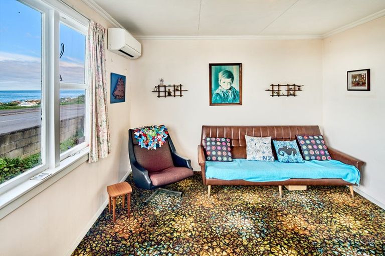 Photo of property in 166 Owhiro Bay Parade, Owhiro Bay, Wellington, 6023