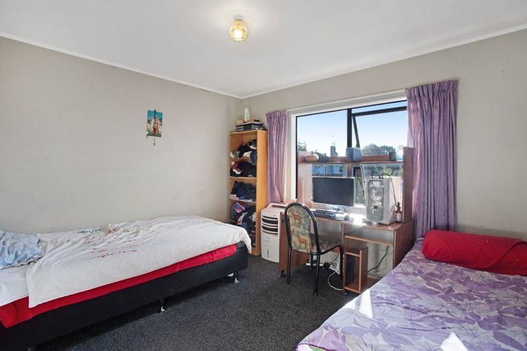 Photo of property in 4a Pratt Street, Papakura, 2110