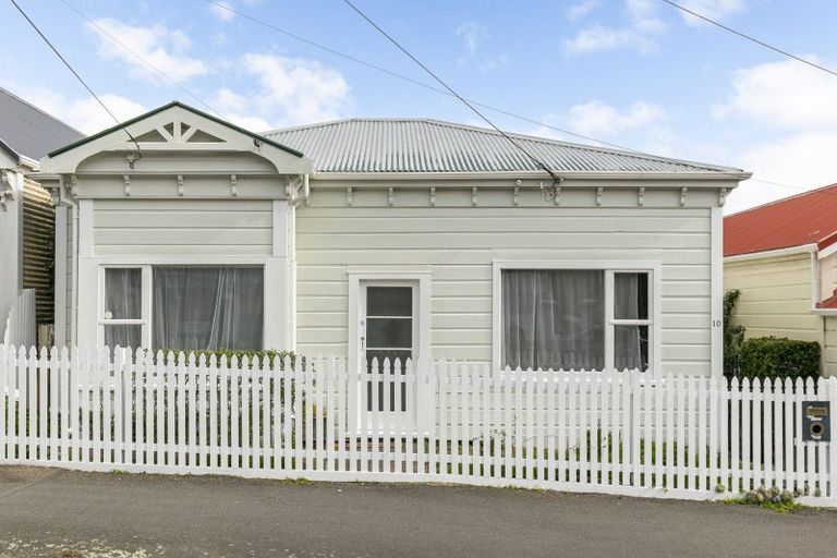 Photo of property in 10 Hiropi Street, Newtown, Wellington, 6021