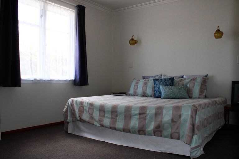 Photo of property in 44 Oxford Street, Lansdowne, Masterton, 5810