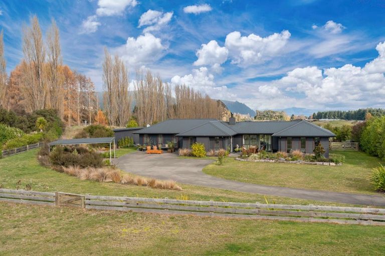 Photo of property in 500 Kinloch Road, Kinloch, Taupo, 3377