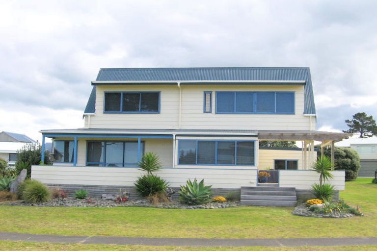 Photo of property in 16 Jacksons Claim, Pauanui, Hikuai, 3579