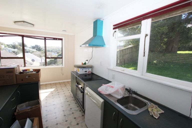 Photo of property in 163 Champion Street, Cannons Creek, Porirua, 5024