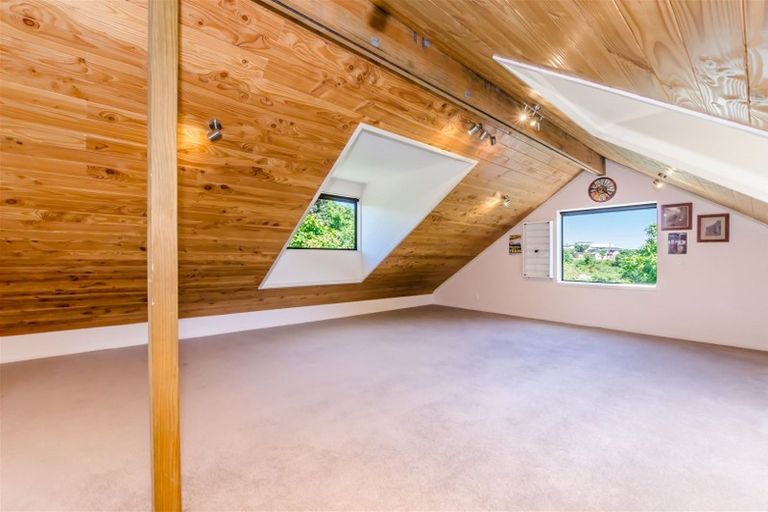 Photo of property in 30 Dell Road, Raumati South, Paraparaumu, 5032