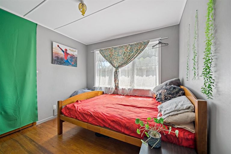 Photo of property in 63 Hepburn Road, Glendene, Auckland, 0602