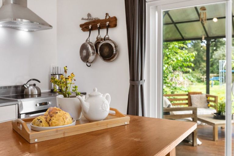 Photo of property in 24 Ngarua Road, Waitoa, 3310