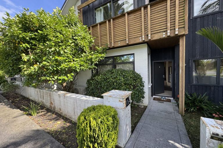 Photo of property in 70 Buckley Avenue, Hobsonville, Auckland, 0616