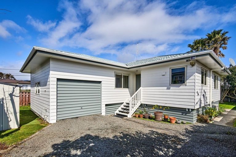 Photo of property in 12a Vaucluse Avenue, Paraparaumu Beach, Paraparaumu, 5032
