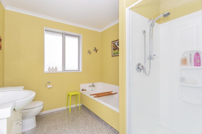 Photo of property in 154 Awamoa Road, Holmes Hill, Oamaru, 9492