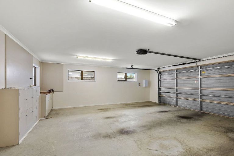 Photo of property in 177 Woodman Drive, Tawa, Wellington, 5028