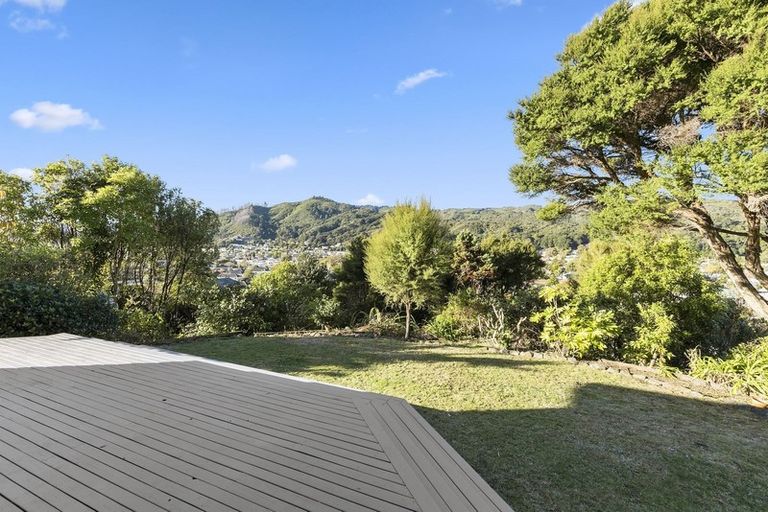 Photo of property in 22-24 Bledisloe Crescent, Wainuiomata, Lower Hutt, 5014