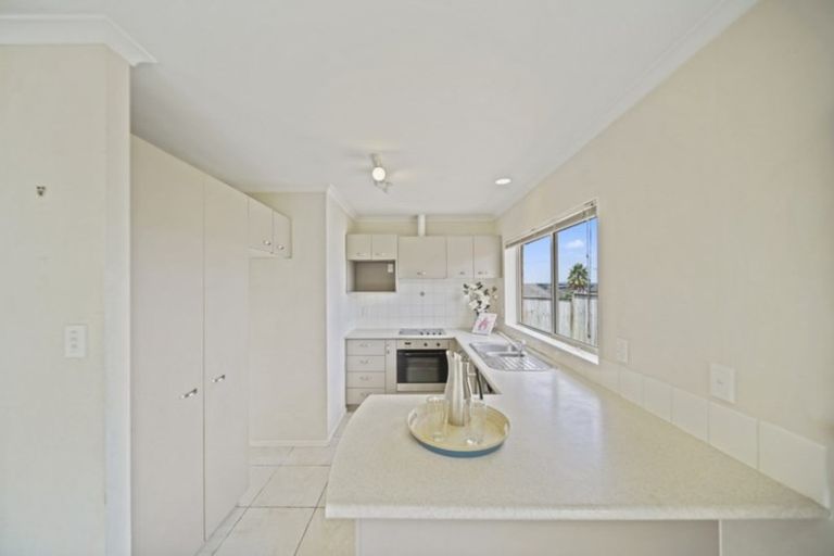 Photo of property in 7 Villino Place, Randwick Park, Auckland, 2105