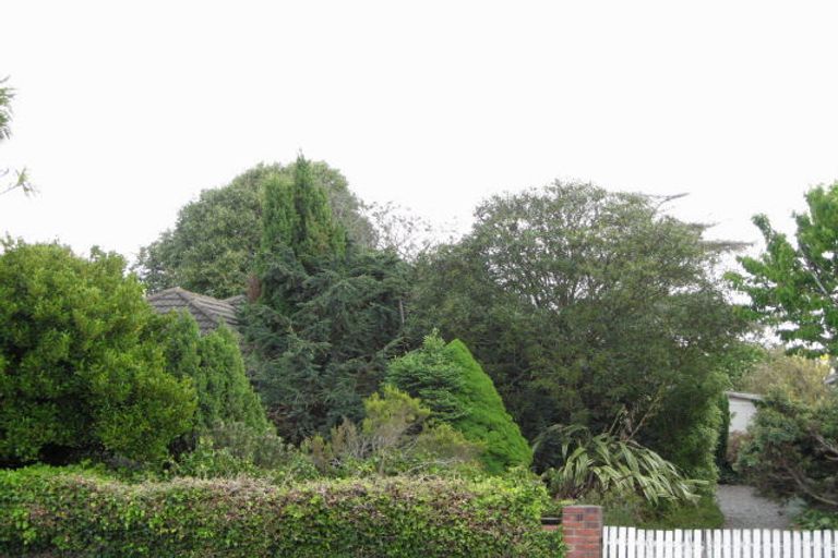 Photo of property in 11 Fatima Street, Redwood, Christchurch, 8051