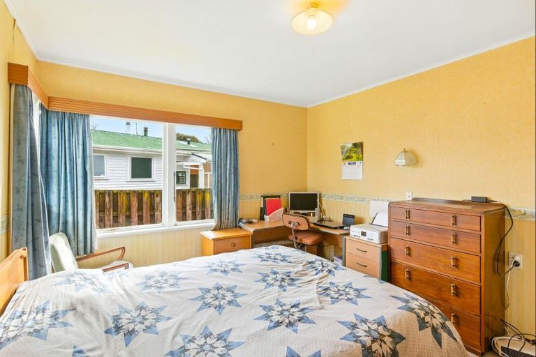 Photo of property in 45 Duke Street, Levin, 5510