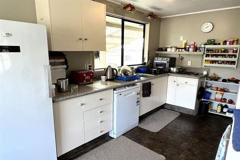 Photo of property in 14 Andersen Street, Reefton, 7830