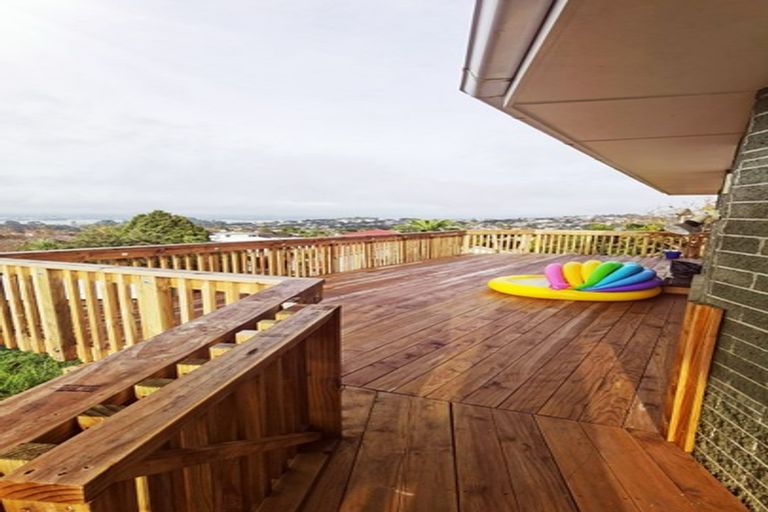 Photo of property in 150 Mokoia Road, Chatswood, Auckland, 0626