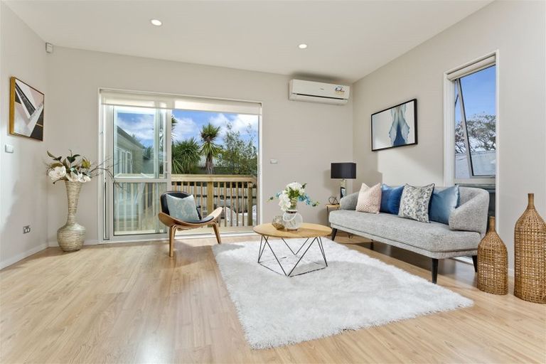 Photo of property in 38a Normandy Place, Henderson, Auckland, 0610