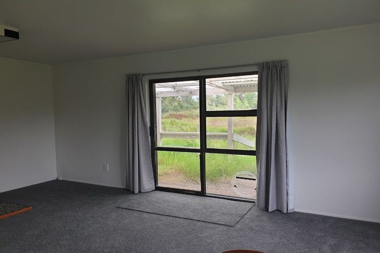 Photo of property in 14 Okahukura Road, Tapora, Wellsford, 0977