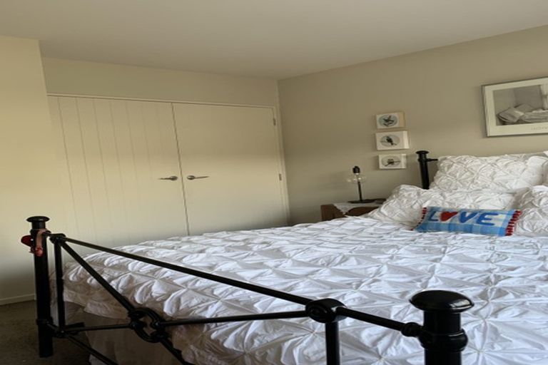 Photo of property in 2c Wolsley Street, Gore, 9710