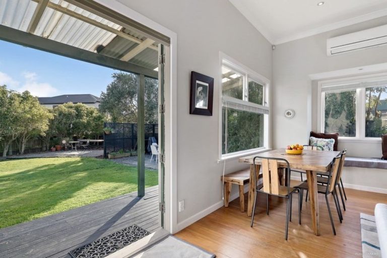 Photo of property in 19 Chelsea Street, Miramar, Wellington, 6022