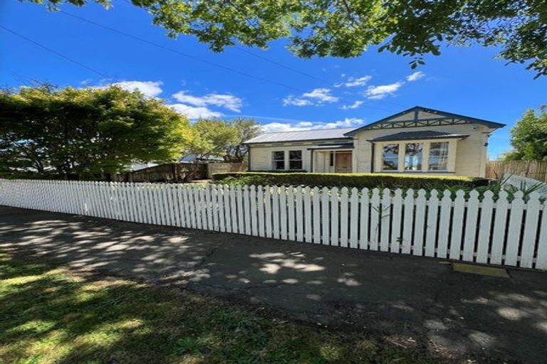 Photo of property in 55 Oxley Avenue, St Albans, Christchurch, 8014