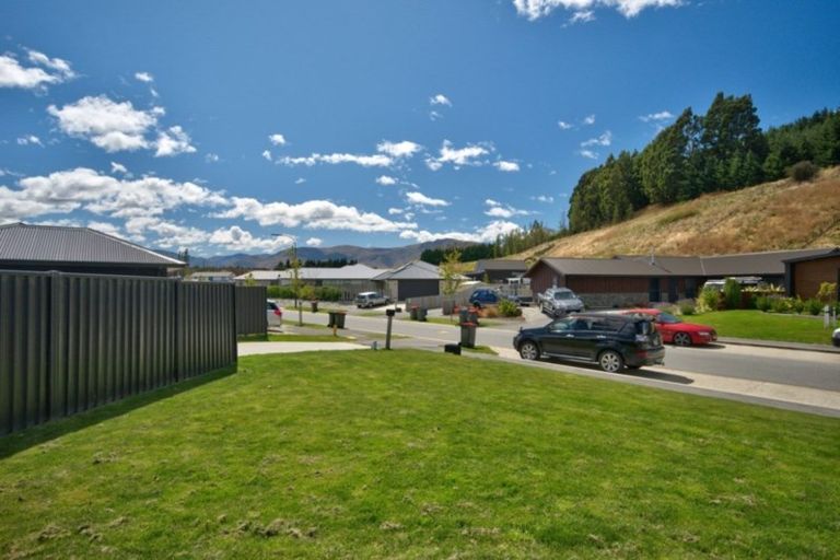 Photo of property in 41 Risinghurst Terrace, Lower Shotover, Queenstown, 9304