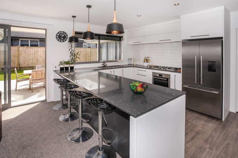 Photo of property in 130 Hillpark Drive, Pokeno, 2402