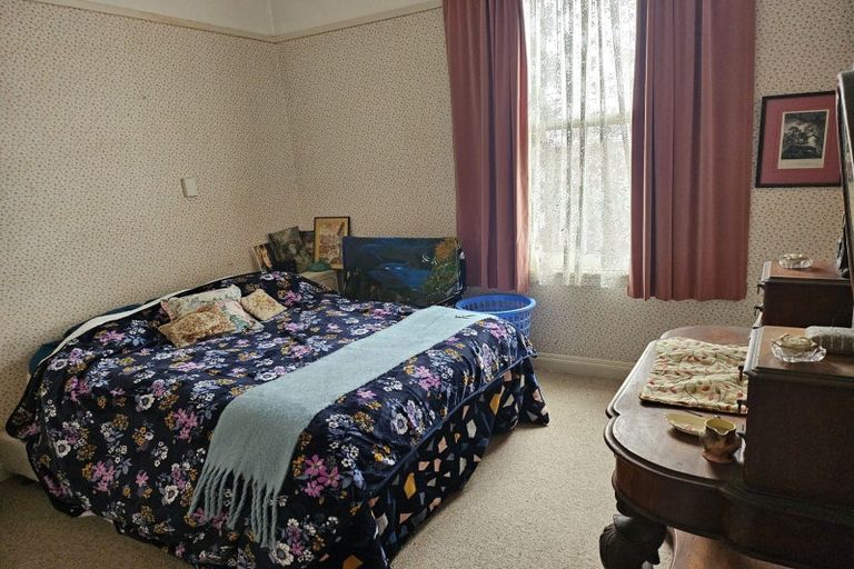 Photo of property in 12 Grant Street, Dannevirke, 4930