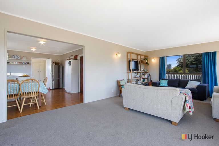 Photo of property in 19 Roretana Drive, Athenree, Katikati, 3177