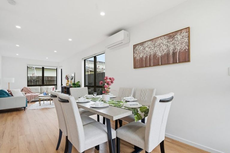 Photo of property in 2/5 Browns Road, Manurewa, Auckland, 2102