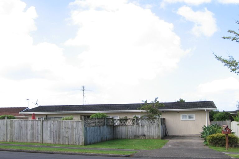 Photo of property in 87 Glenmore Road, Sunnyhills, Auckland, 2010