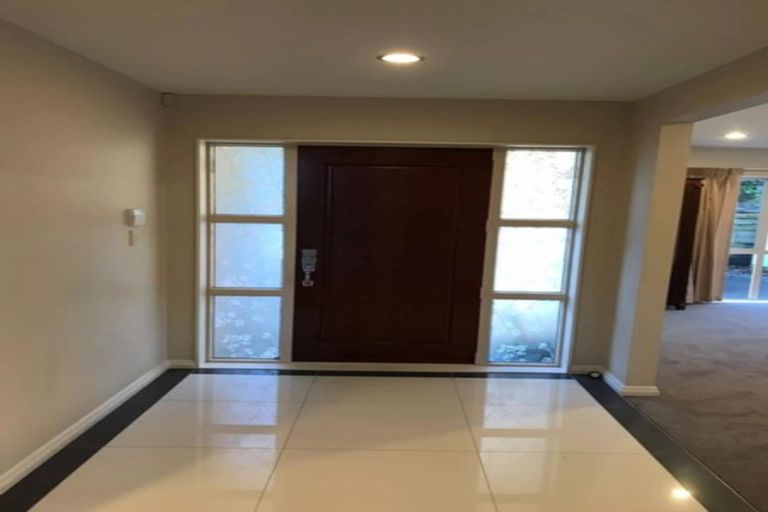 Photo of property in 58 Laurel Oak Drive, Schnapper Rock, Auckland, 0632