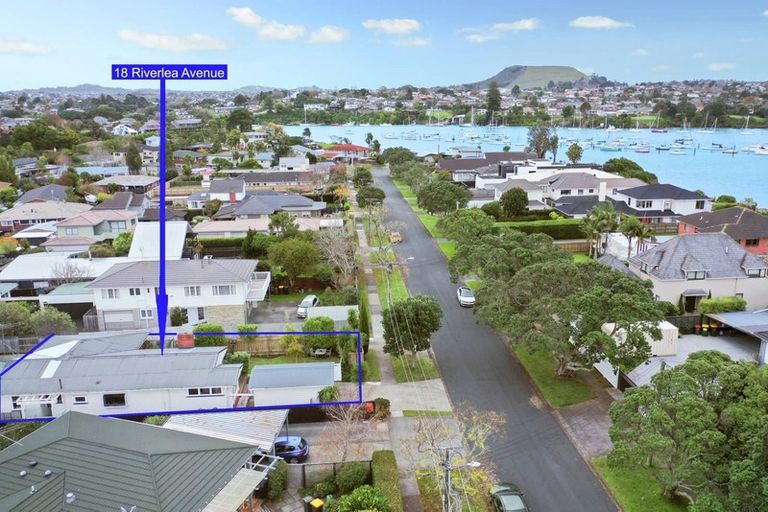 Photo of property in 18 Riverlea Avenue, Pakuranga, Auckland, 2010